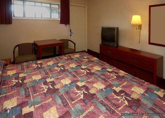 American Inn Motel Pratt Extérieur photo
